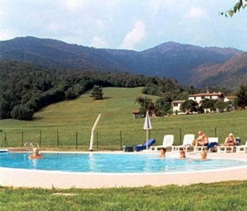 Hotel Colomber ガルドーネ・リヴィエラ エクステリア 写真